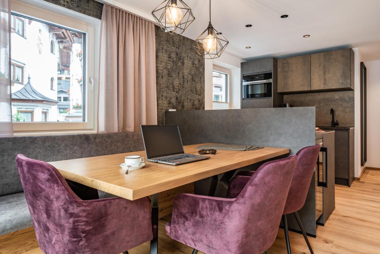 Schoenblick Appartements 턱스 외부 사진