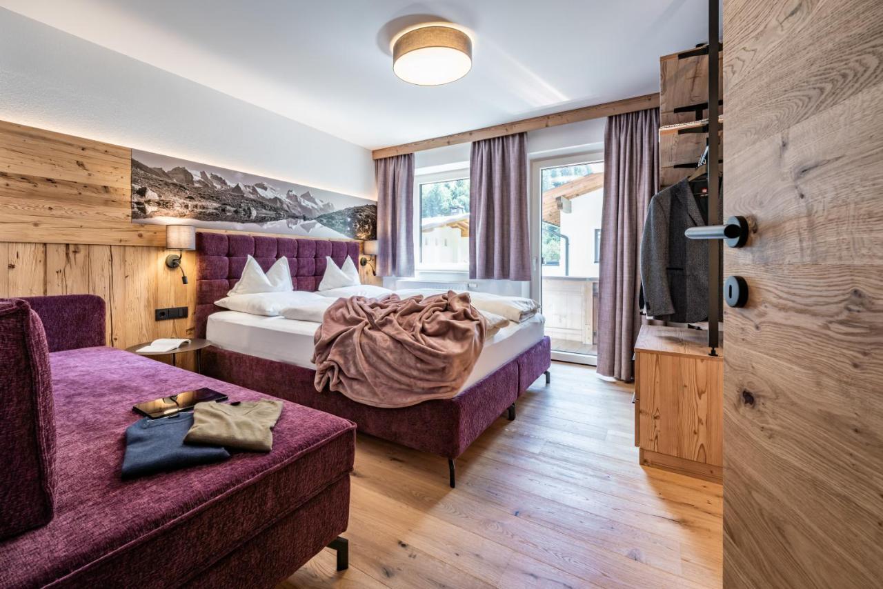 Schoenblick Appartements 턱스 외부 사진