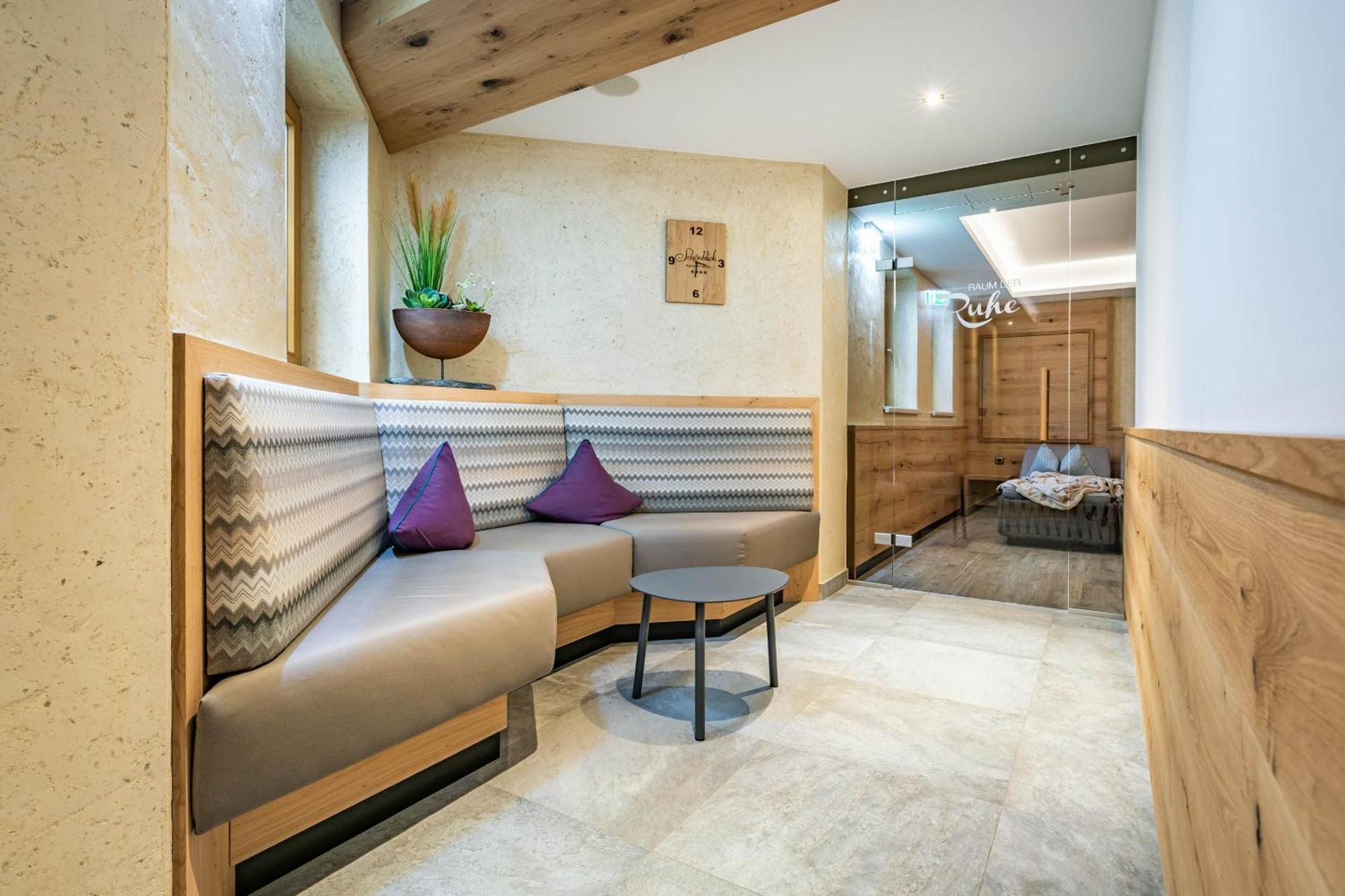 Schoenblick Appartements 턱스 외부 사진