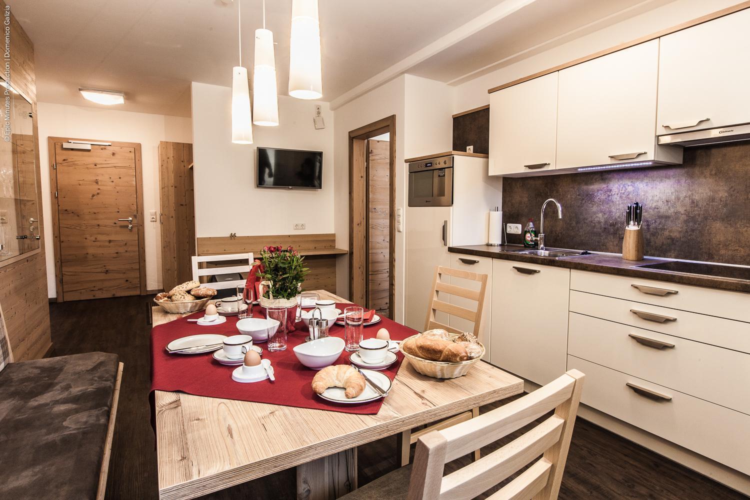 Schoenblick Appartements 턱스 외부 사진