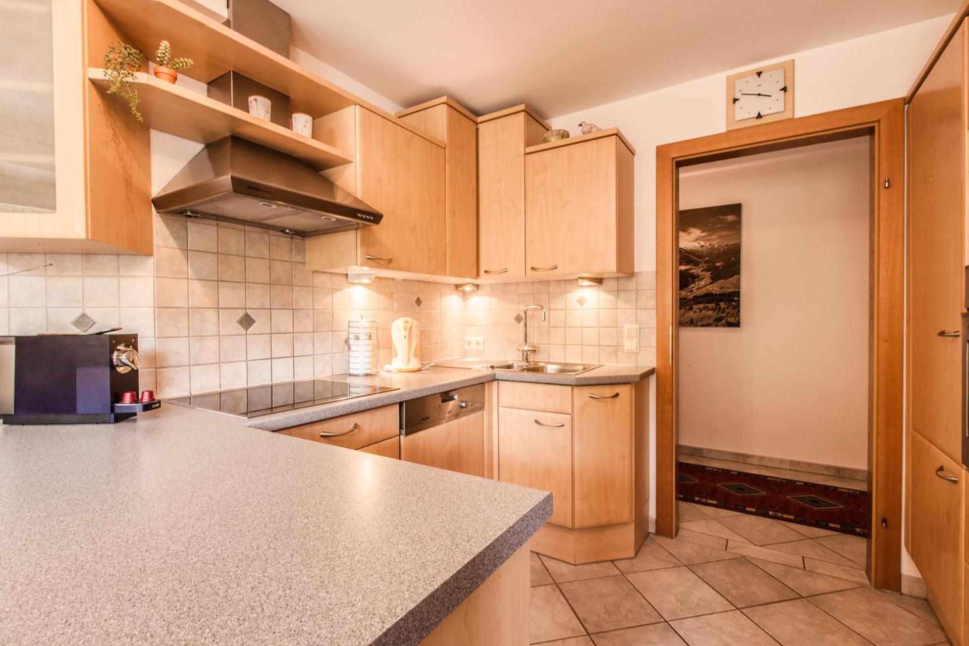 Schoenblick Appartements 턱스 외부 사진